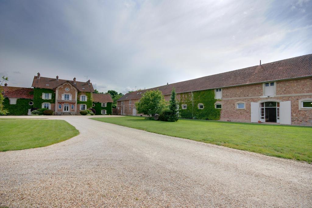 Ferme D'Orsonville Villiers-en-Bière Exterior foto